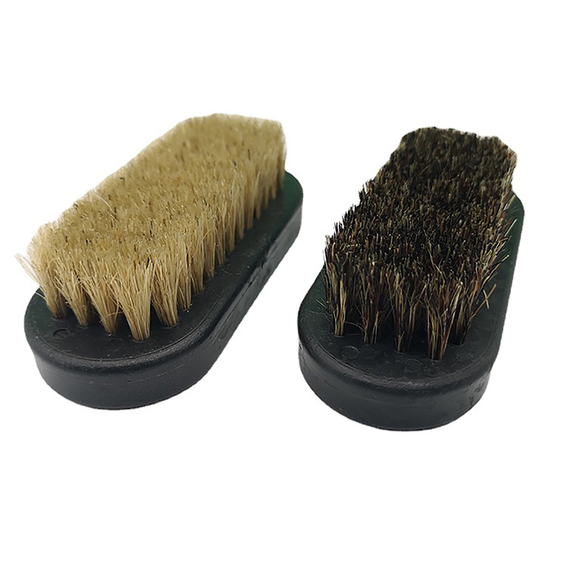 Reinigingsborstel voor lederen - Brushing Boot Horse recensie en prijs