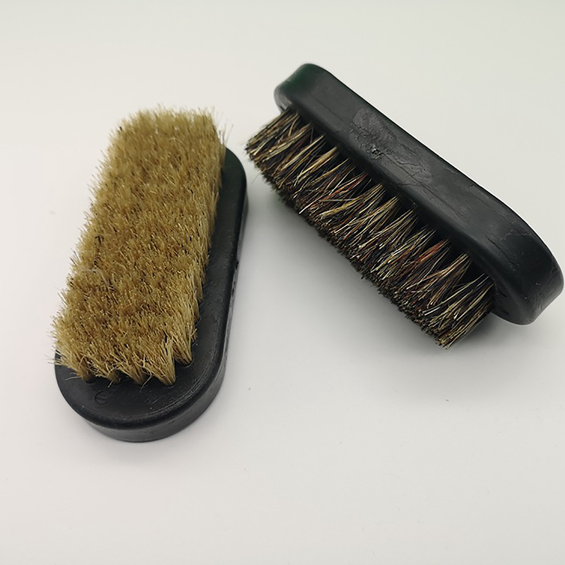 Schoenpoetsborstel Leer Varken - Brushing Boot Horse recensie en prijs